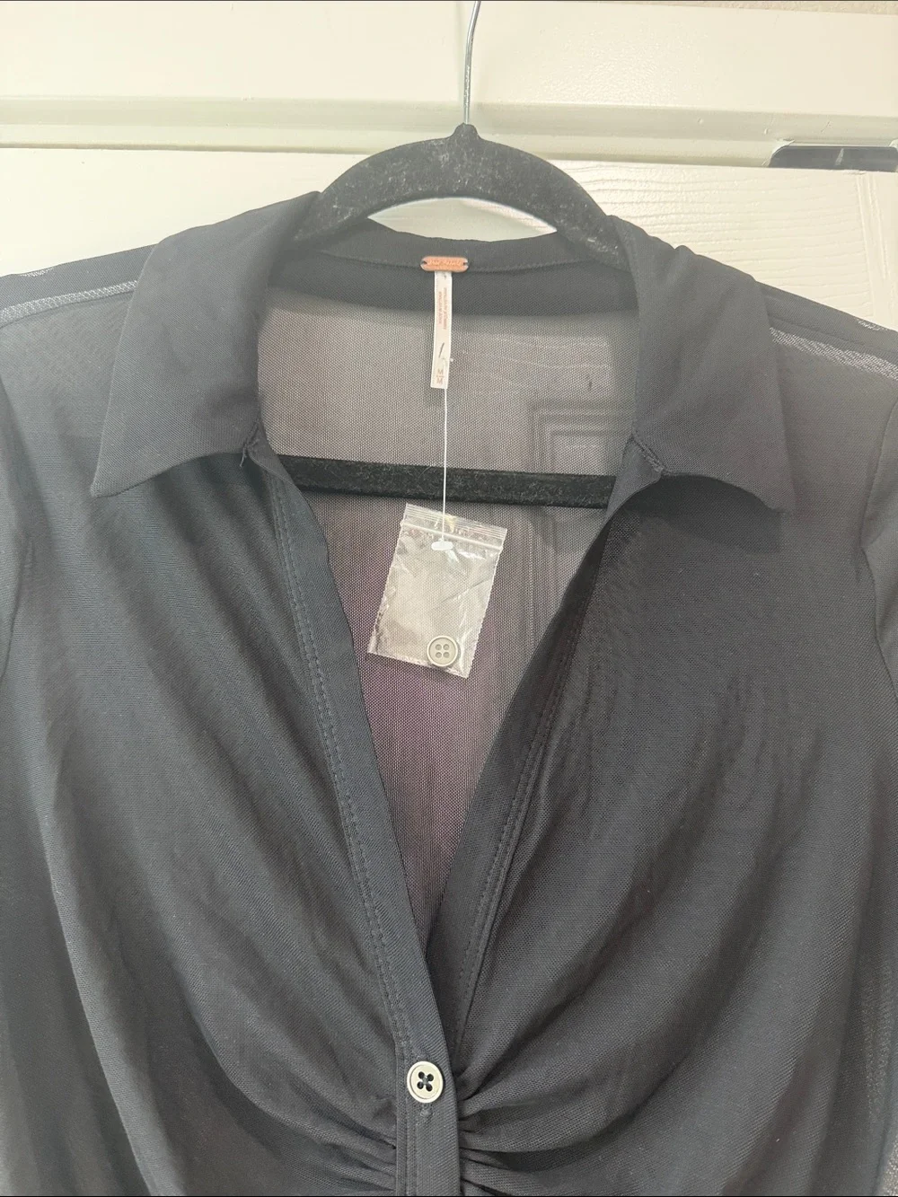 NWOT Free People Black Ruched Button-Front Women’s Top Medium - Picture 2 of 6